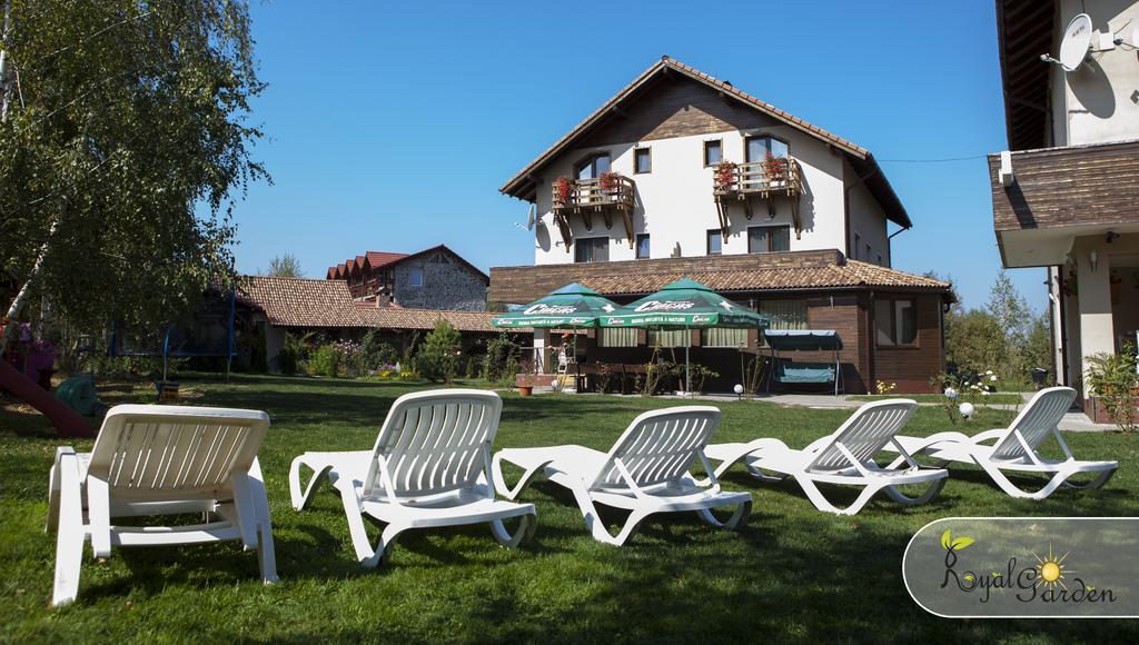 Pensiunea Royal Garden Hotel Sâmbăta de Sus Exterior photo